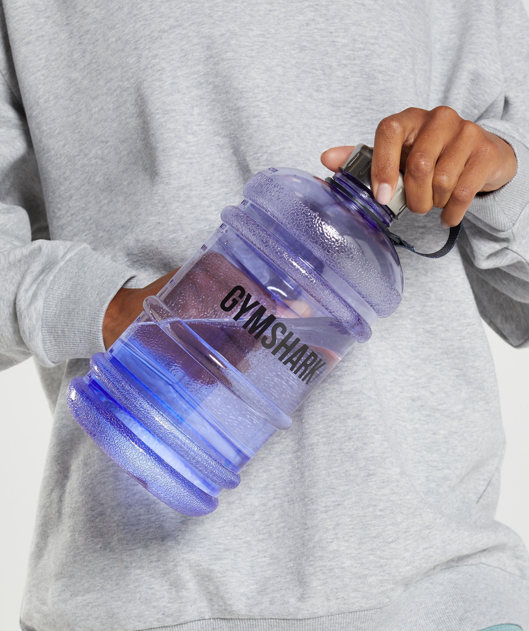 gymshark-2-2l-water-bottle-digital-violet-aw22