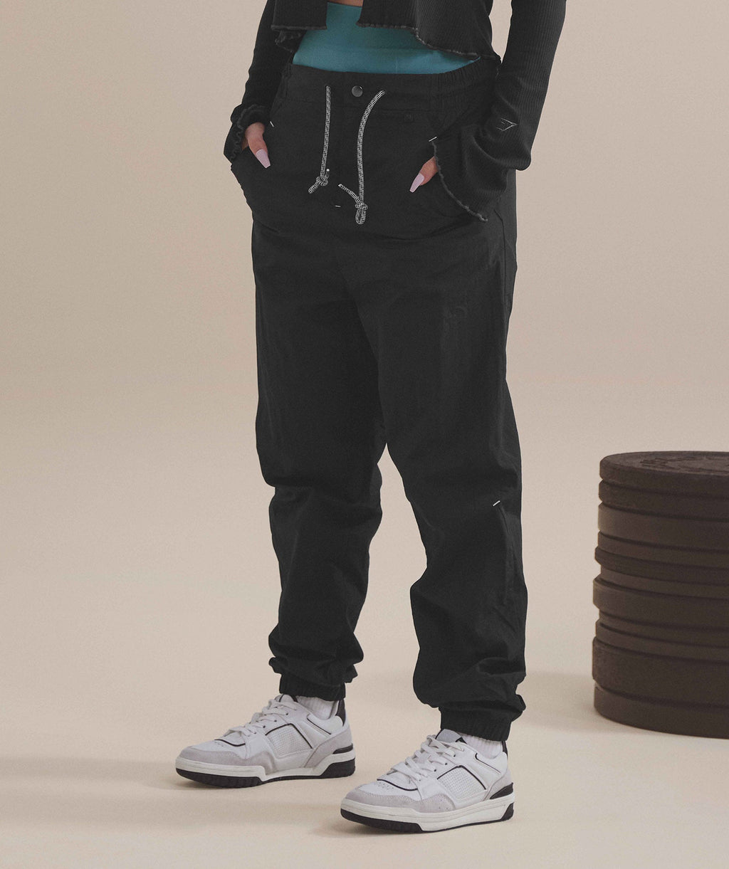 gymshark-retake-track-joggers-black-aw22
