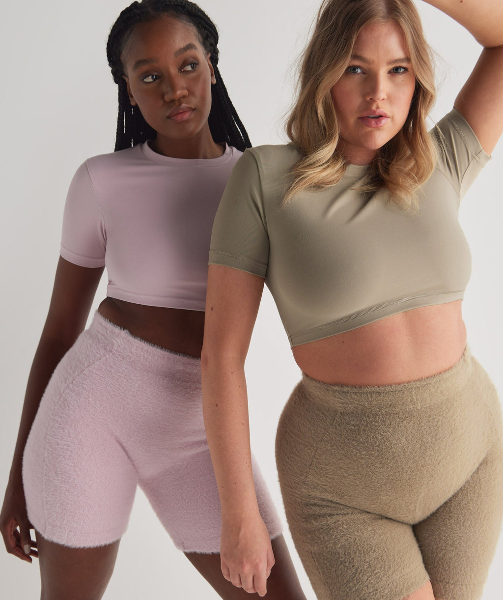 gymshark-whitney-short-sleeve-crop-top-cement-brown-ss23
