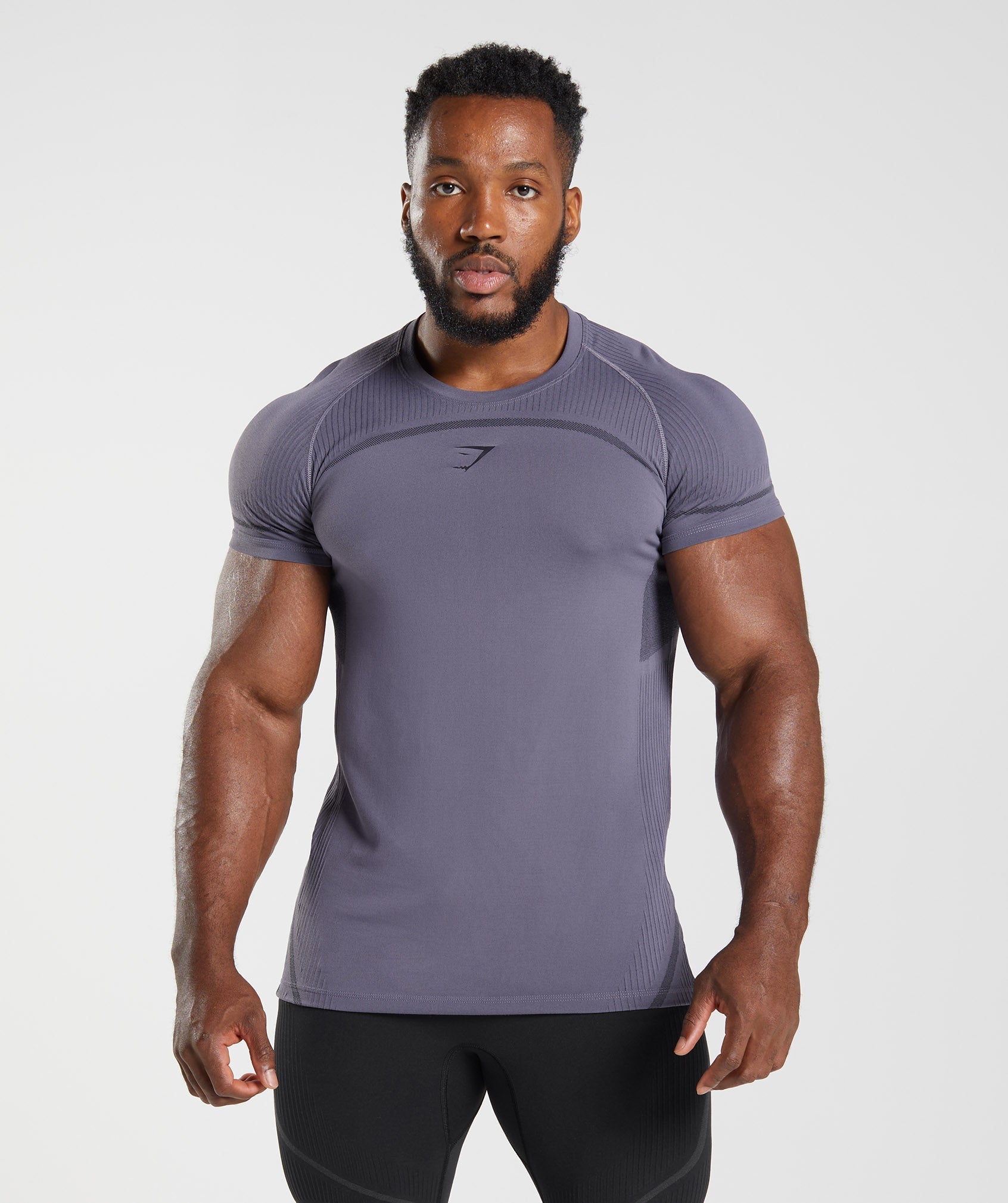 gymshark-315-seamless-t-shirt-mercury-purple-black-aw22