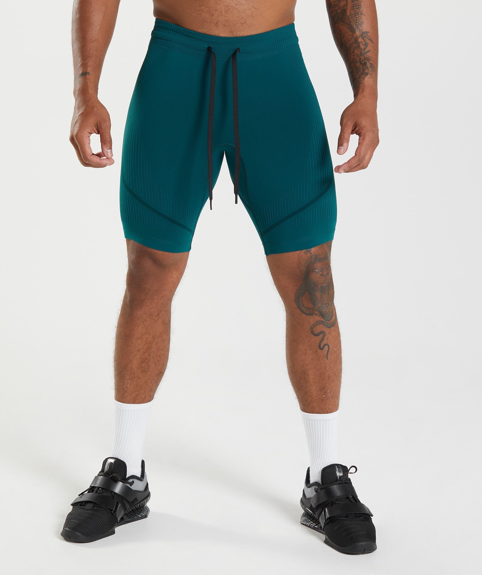 gymshark-315-seamless-1-2-shorts-winter-teal-black-aw22