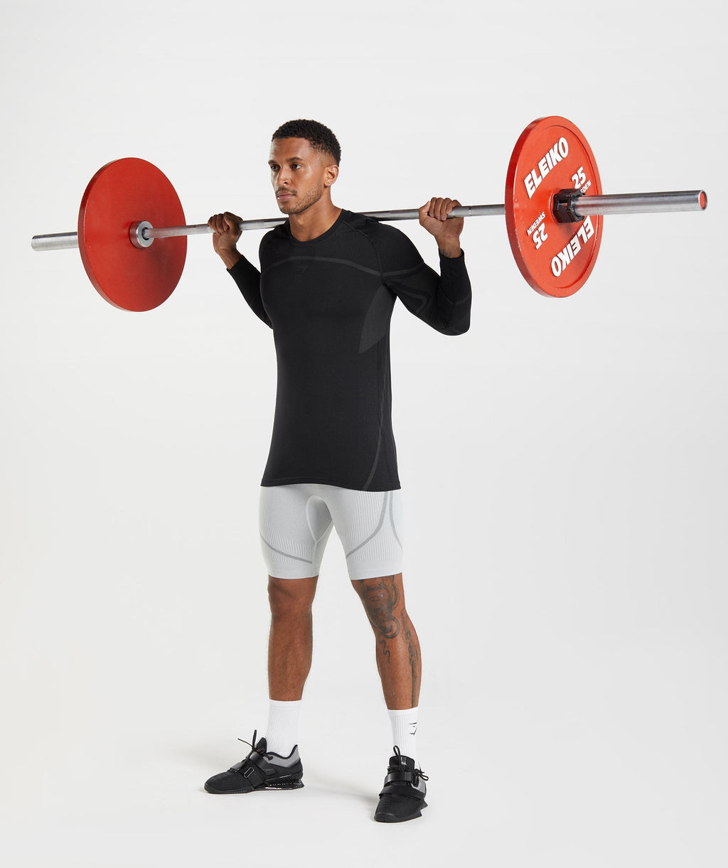 gymshark-315-seamless-1-2-shorts-light-grey-charcoal-grey-ss22