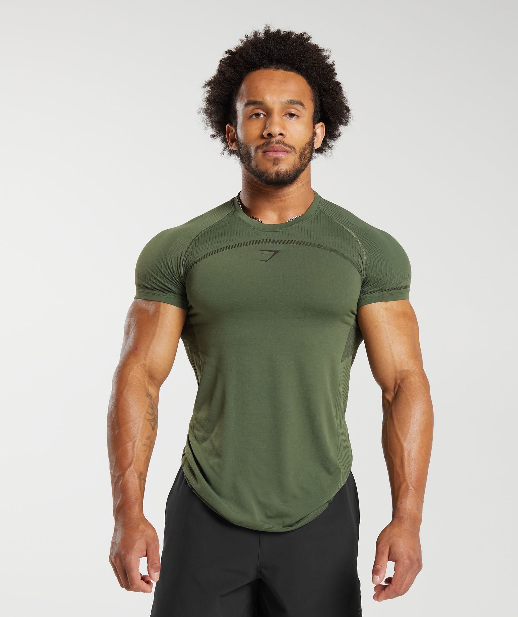 gymshark-315-seamless-t-shirt-core-olive-deep-olive-green-aw23