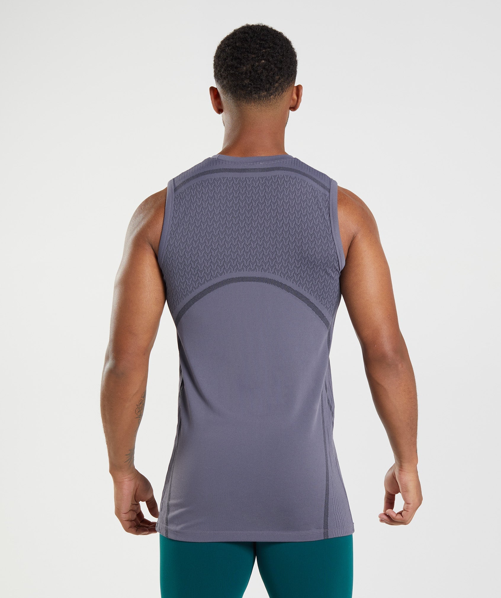gymshark-315-seamless-tank-mercury-purple-black-aw22