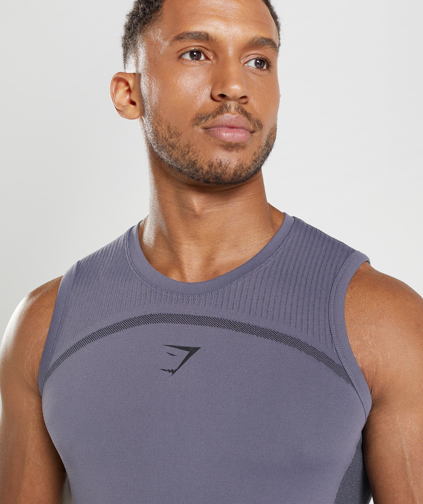 gymshark-315-seamless-tank-mercury-purple-black-aw22