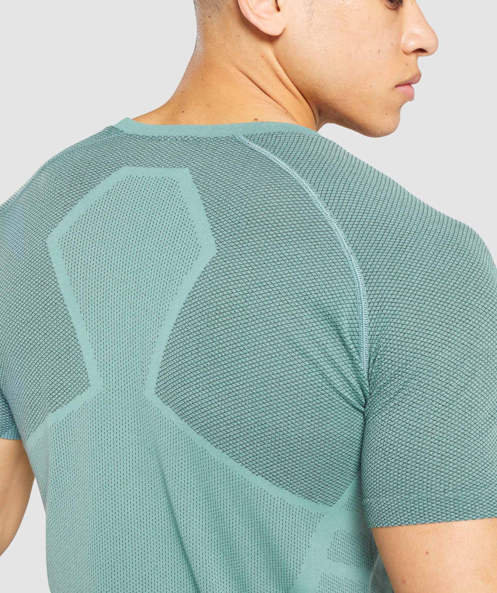 gymshark-315-t-shirt-light-green-dark-green
