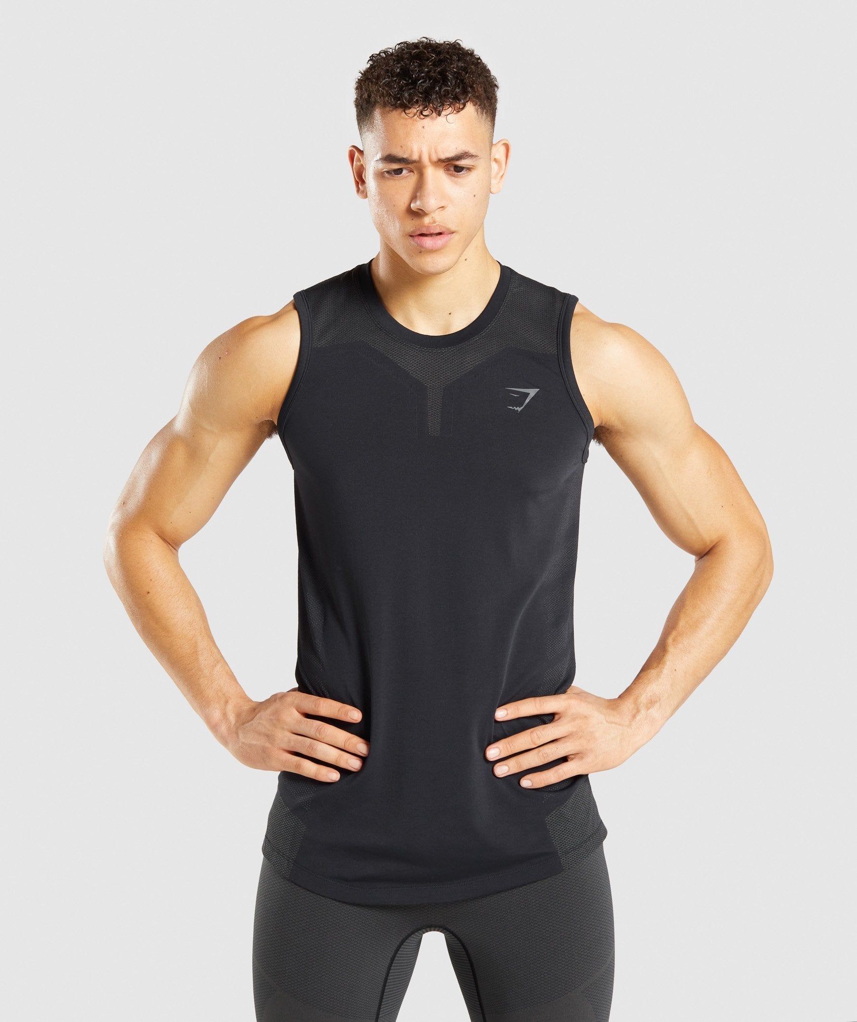 gymshark-315-tank-black-charcoal