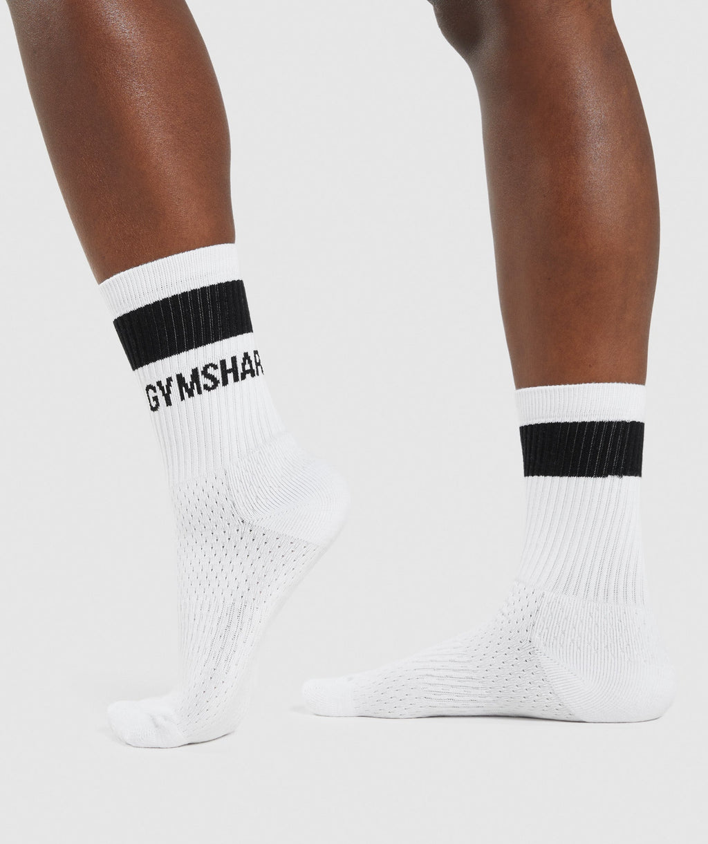 gymshark-crew-socks-1pk-white-aw21