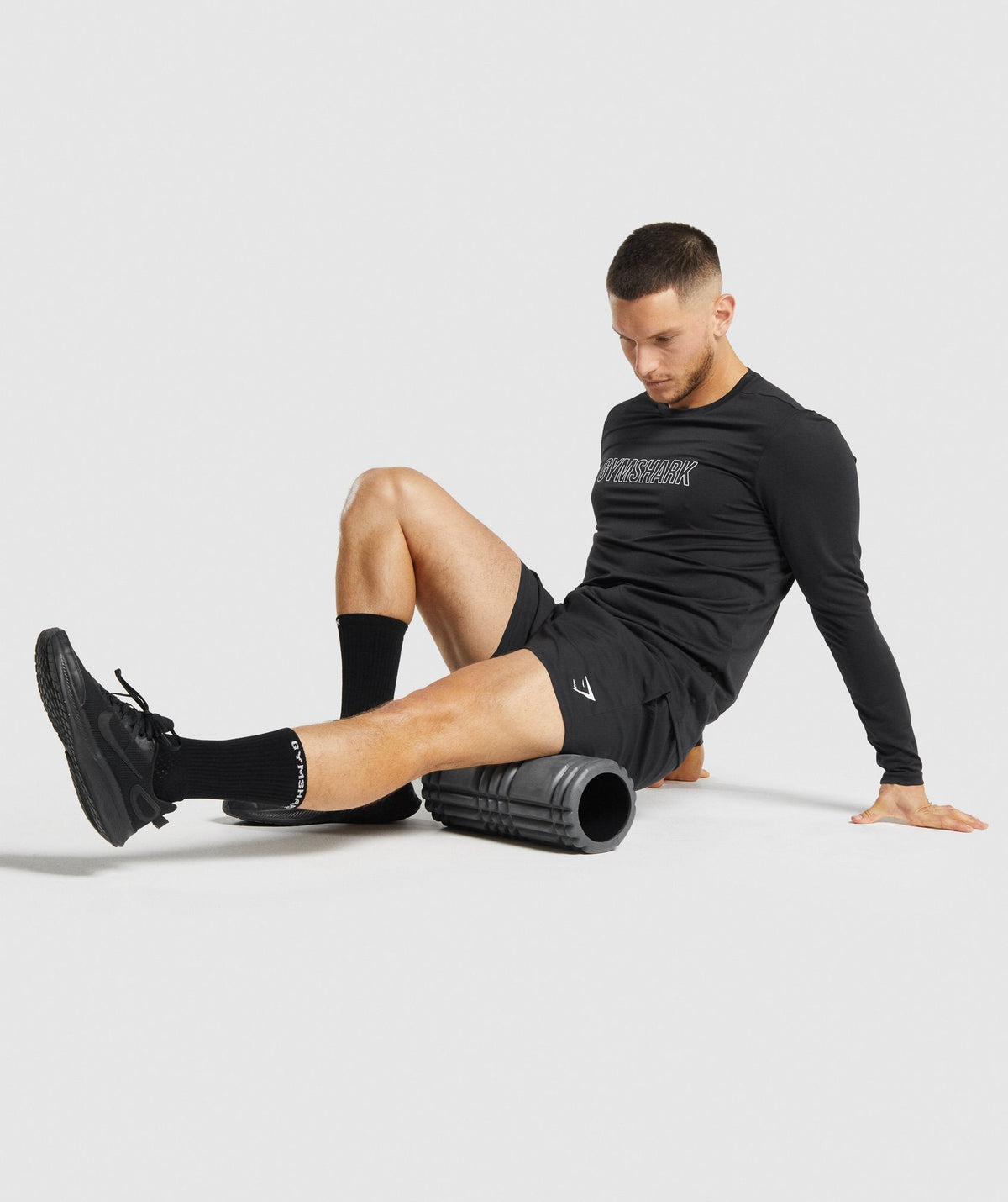gymshark-crew-performance-socks-1pk-black-aw21