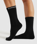 gymshark-crew-performance-socks-1pk-black-aw21