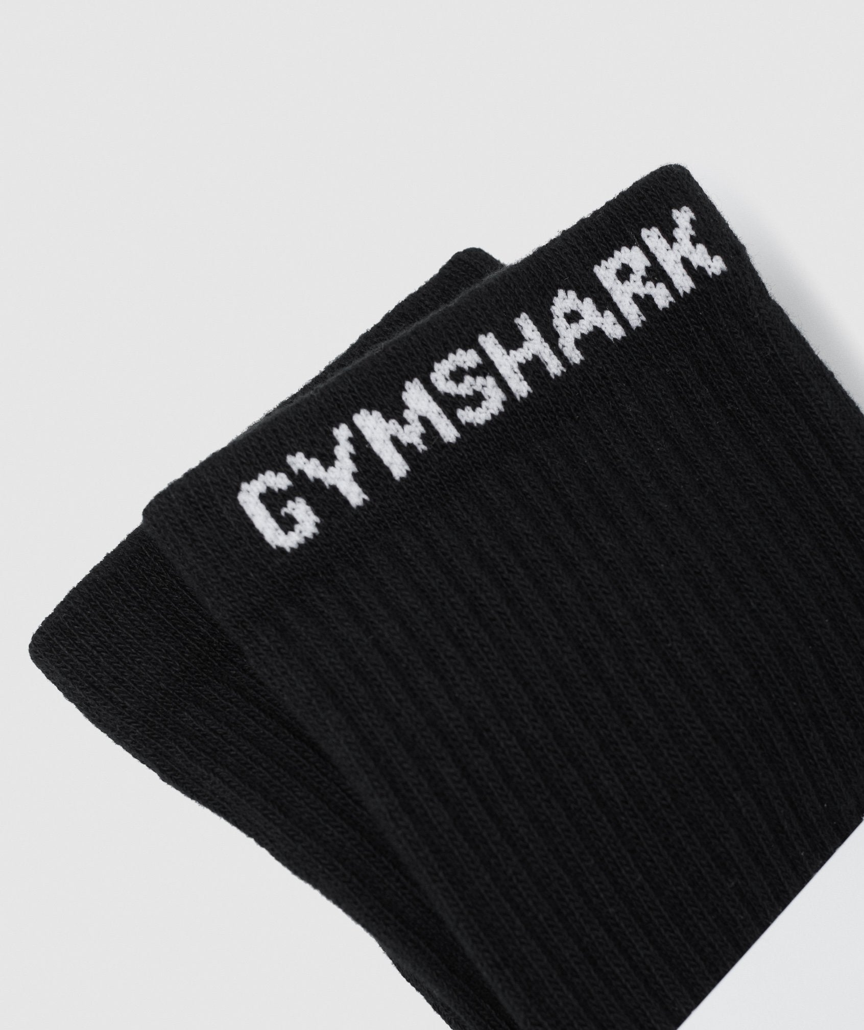 gymshark-crew-performance-socks-1pk-black-aw21