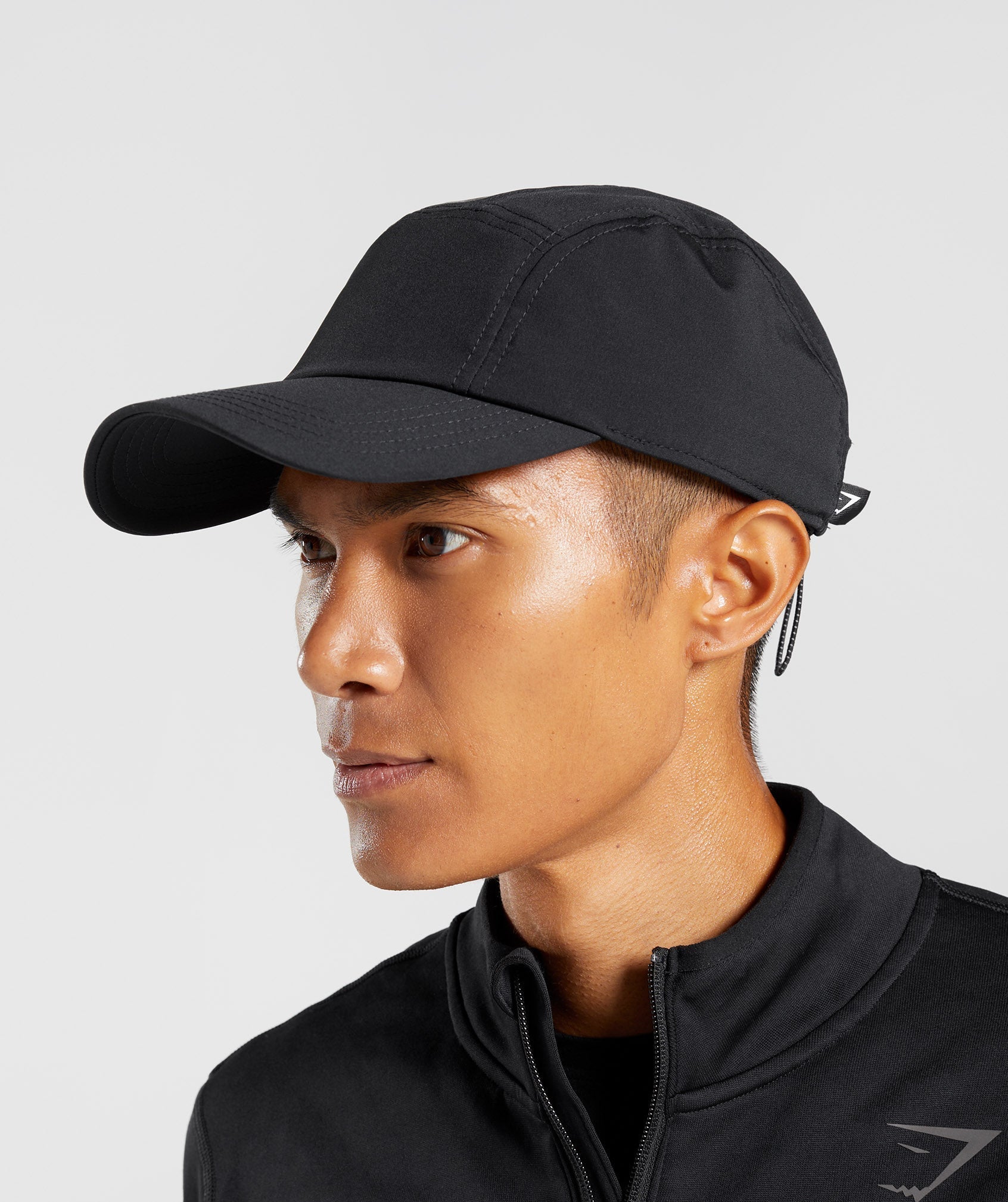 gymshark-logo-5-panel-cap-black-aw22
