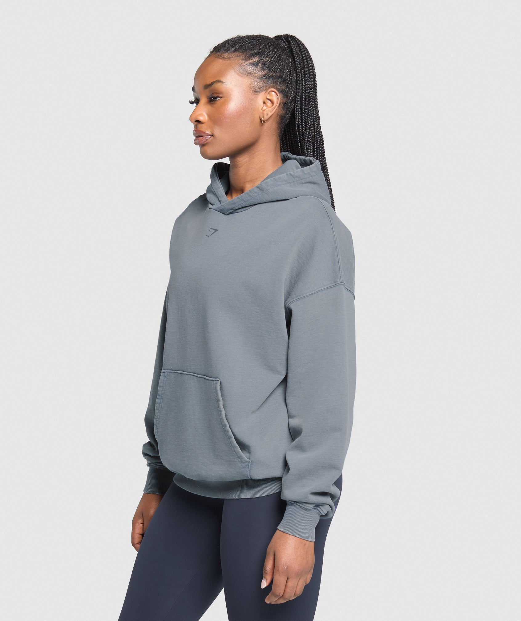 gymshark-gslc-graphic-oversized-hoodie-iron-blue-ss25