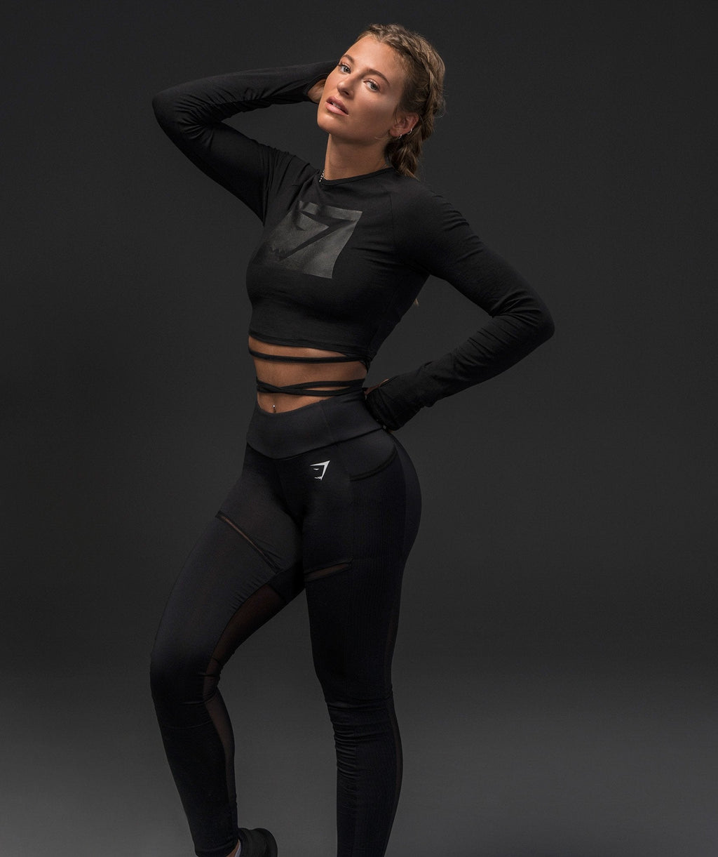 gymshark-blackout-long-sleeve-ribbon-crop-top-black