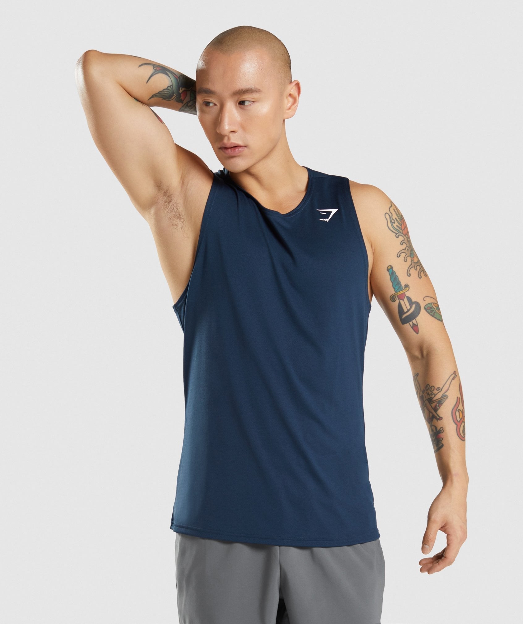 gymshark-arrival-tank-navy-gsaw21