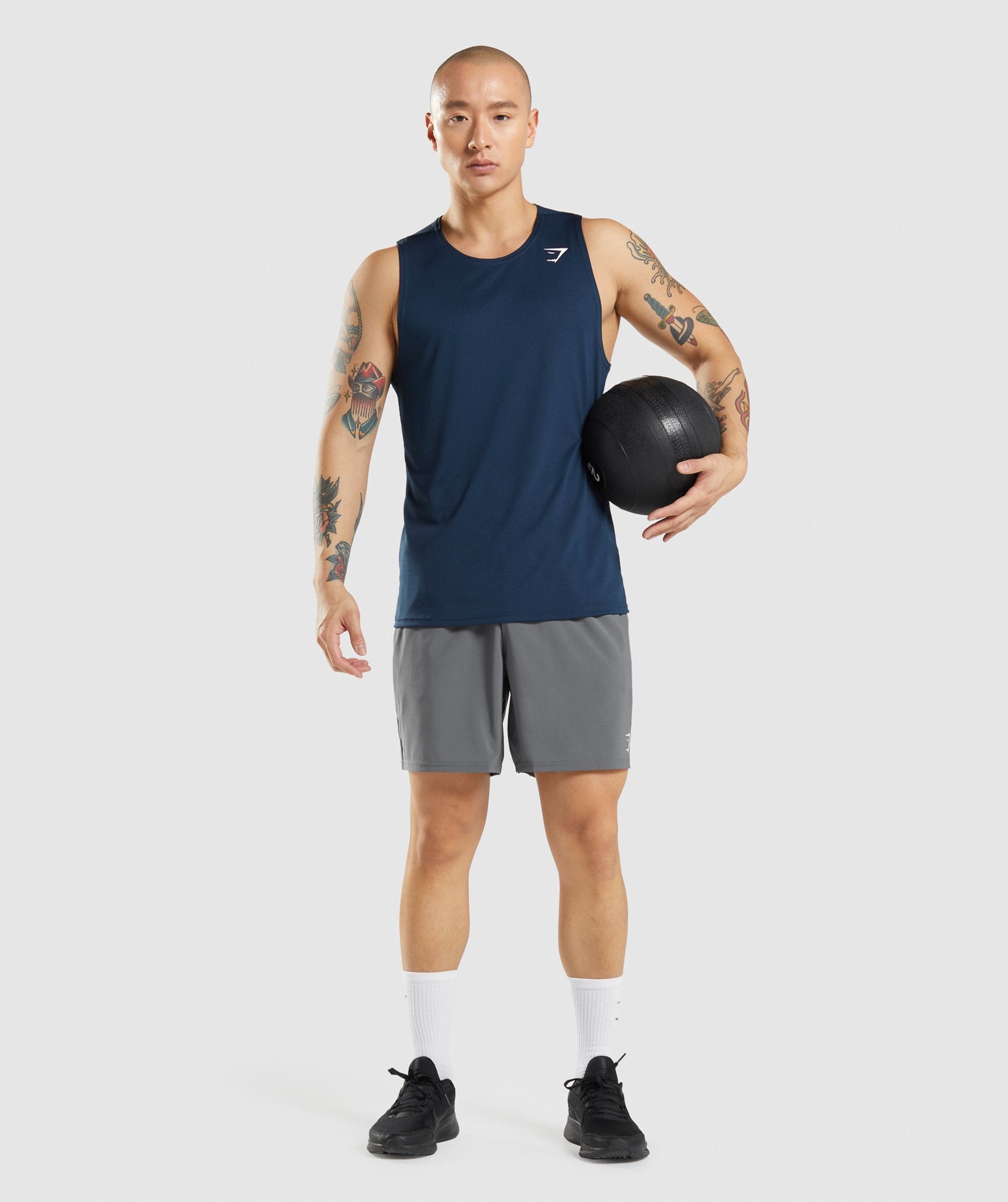 gymshark-arrival-tank-navy-gsaw21