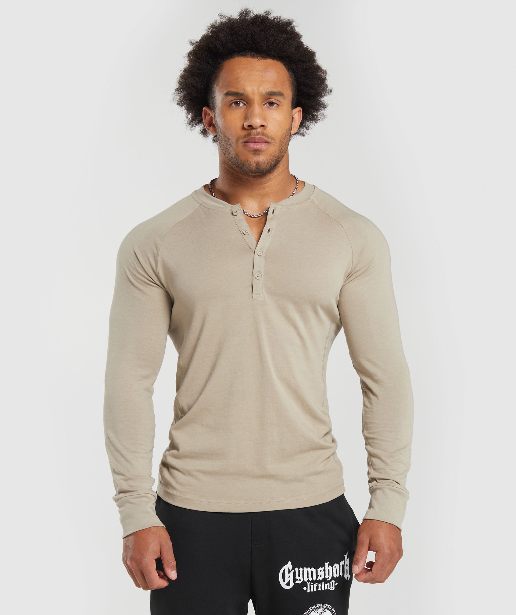 gymshark-rest-day-essentials-henley-sand-brown-aw23