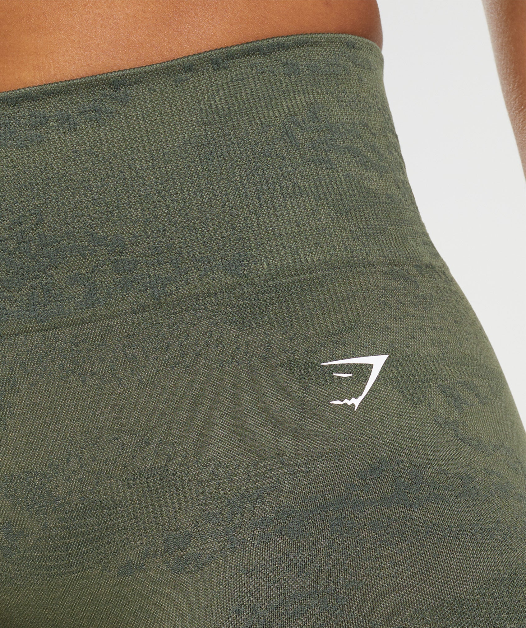 gymshark-adapt-camo-seamless-shorts-moss-olive-core-olive-aw22