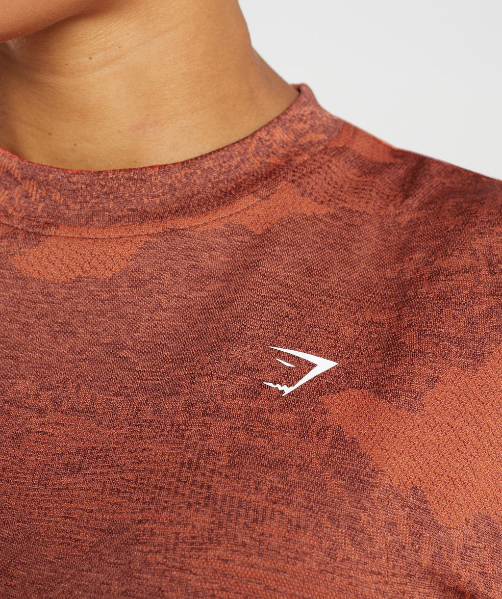 gymshark-adapt-camo-seamless-crop-top-storm-red-cherry-brown-aw22