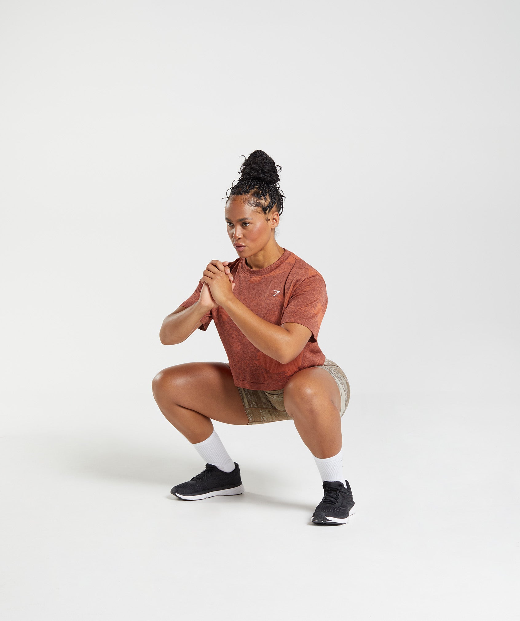 gymshark-adapt-camo-seamless-crop-top-storm-red-cherry-brown-aw22