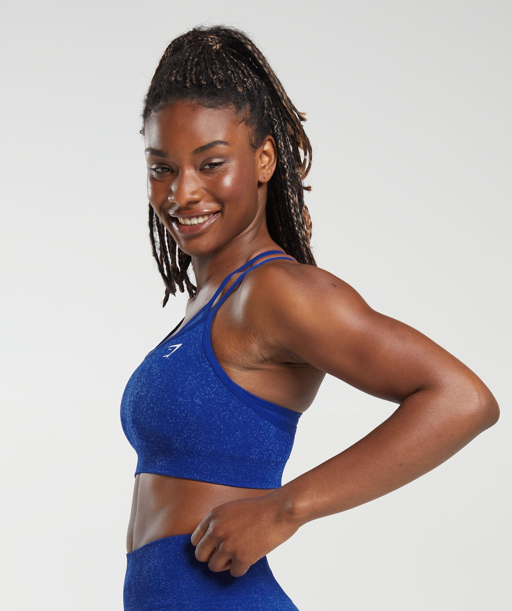 gymshark-adapt-fleck-seamless-sports-bra-cobalt-blue-iris-blue-aw23