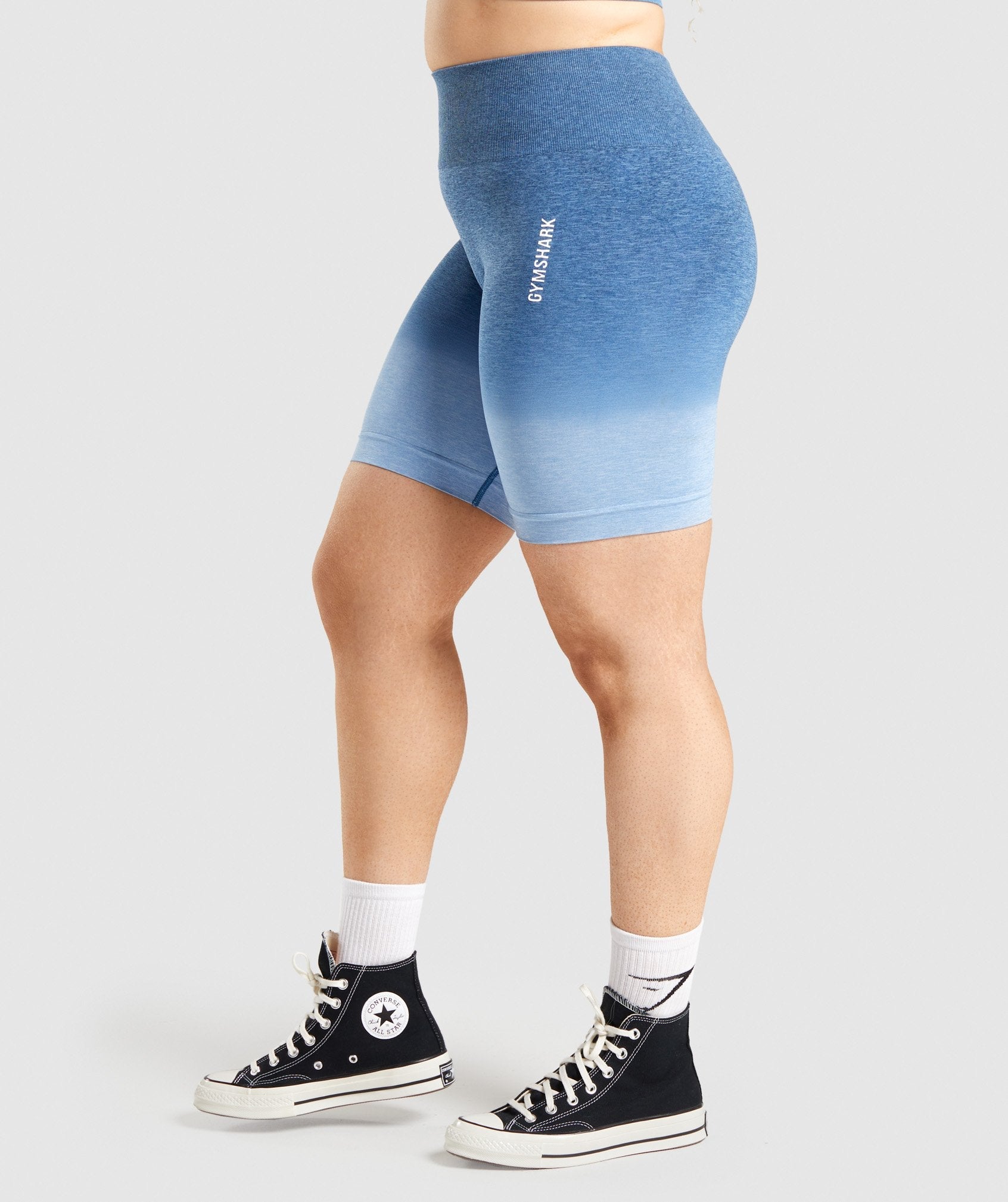 gymshark-adapt-ombre-seamless-shorts-light-blue-marl-light-blue