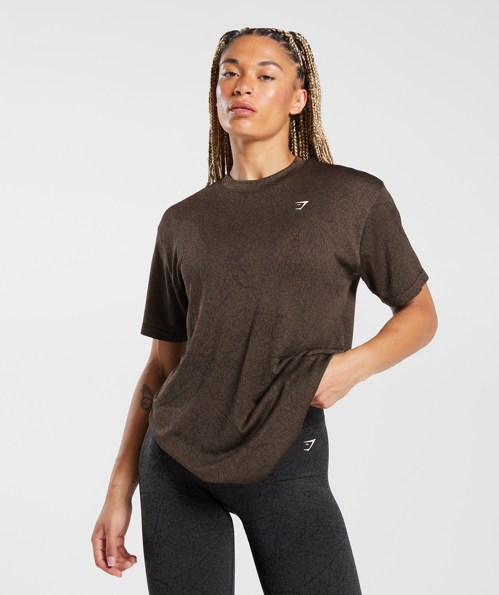 gymshark-adapt-pattern-seamless-loose-top-woodland-brown-soul-brown-aw23