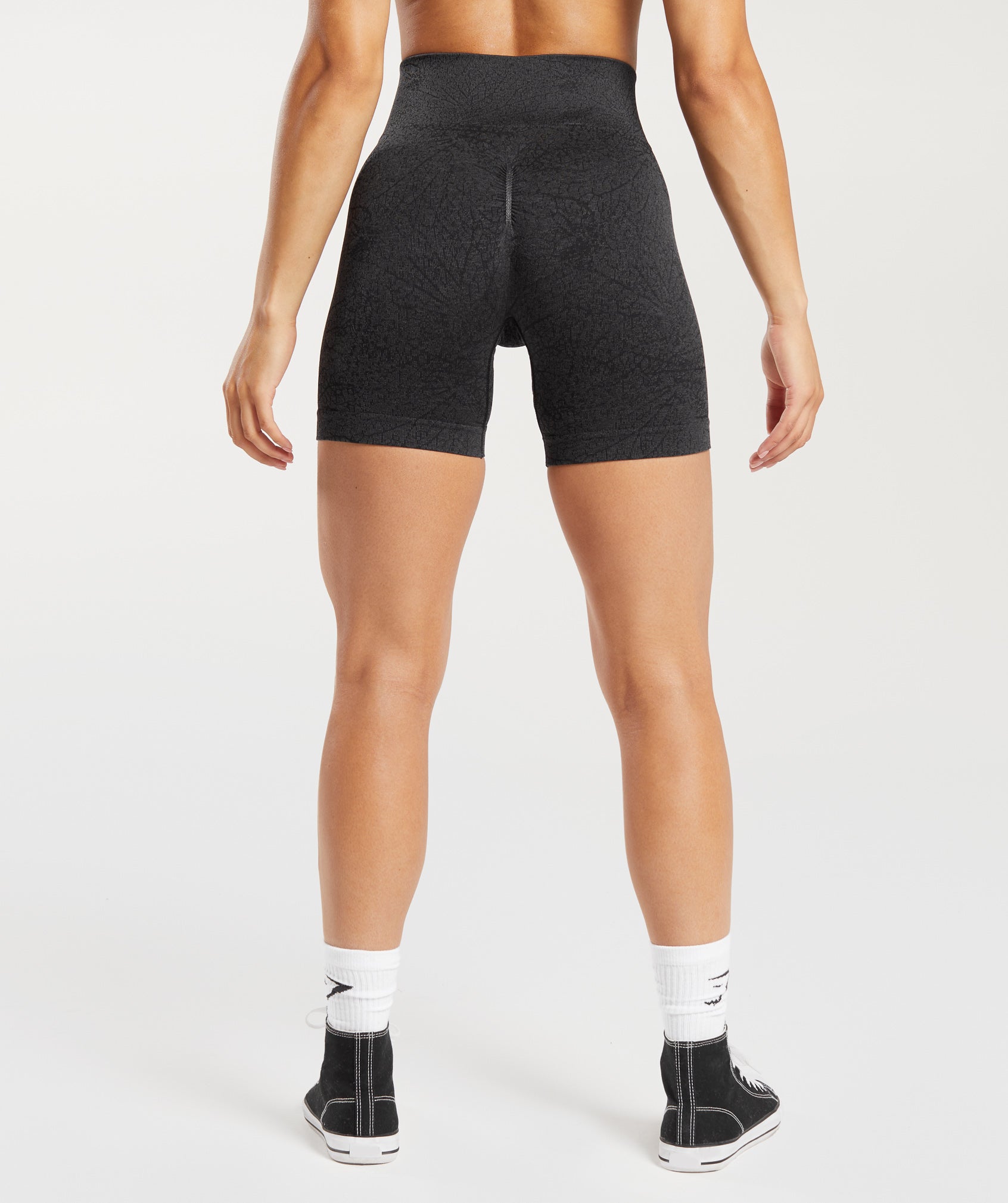 gymshark-adapt-pattern-seamless-shorts-black-graphite-grey-aw23
