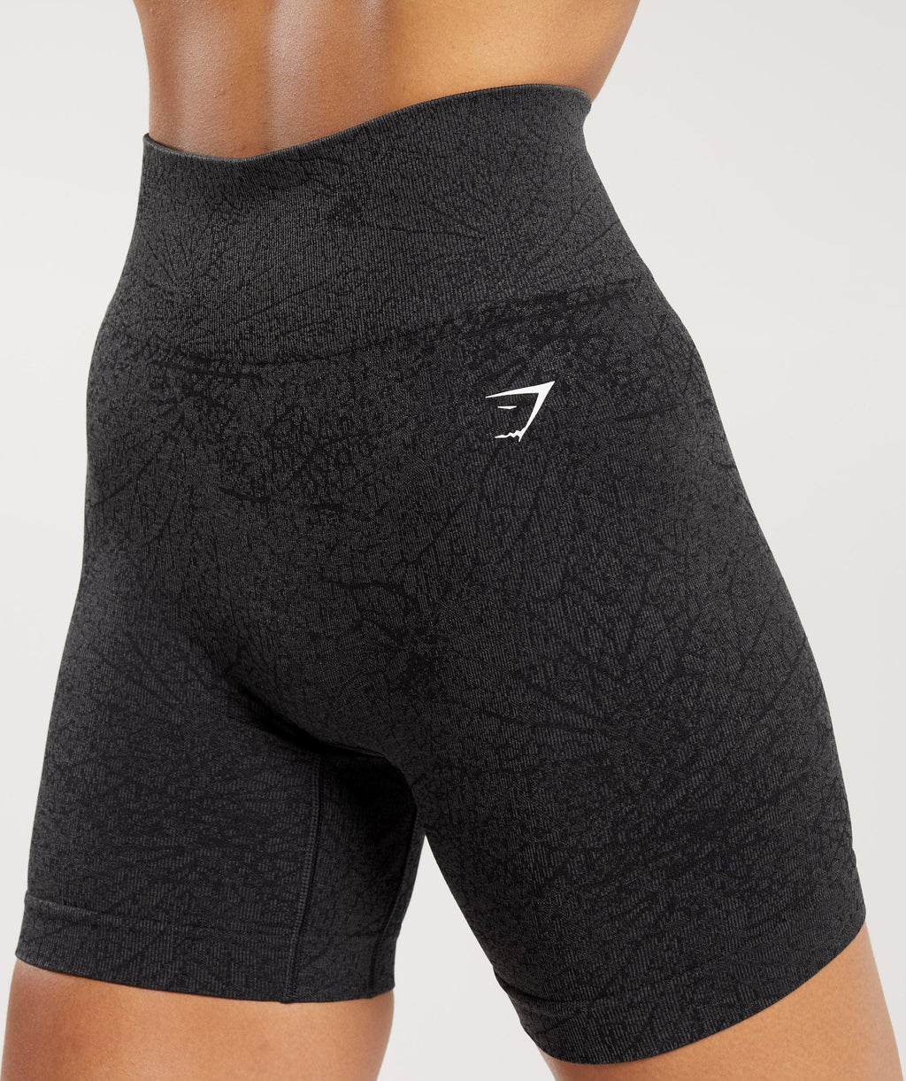 gymshark-adapt-pattern-seamless-shorts-black-graphite-grey-aw23