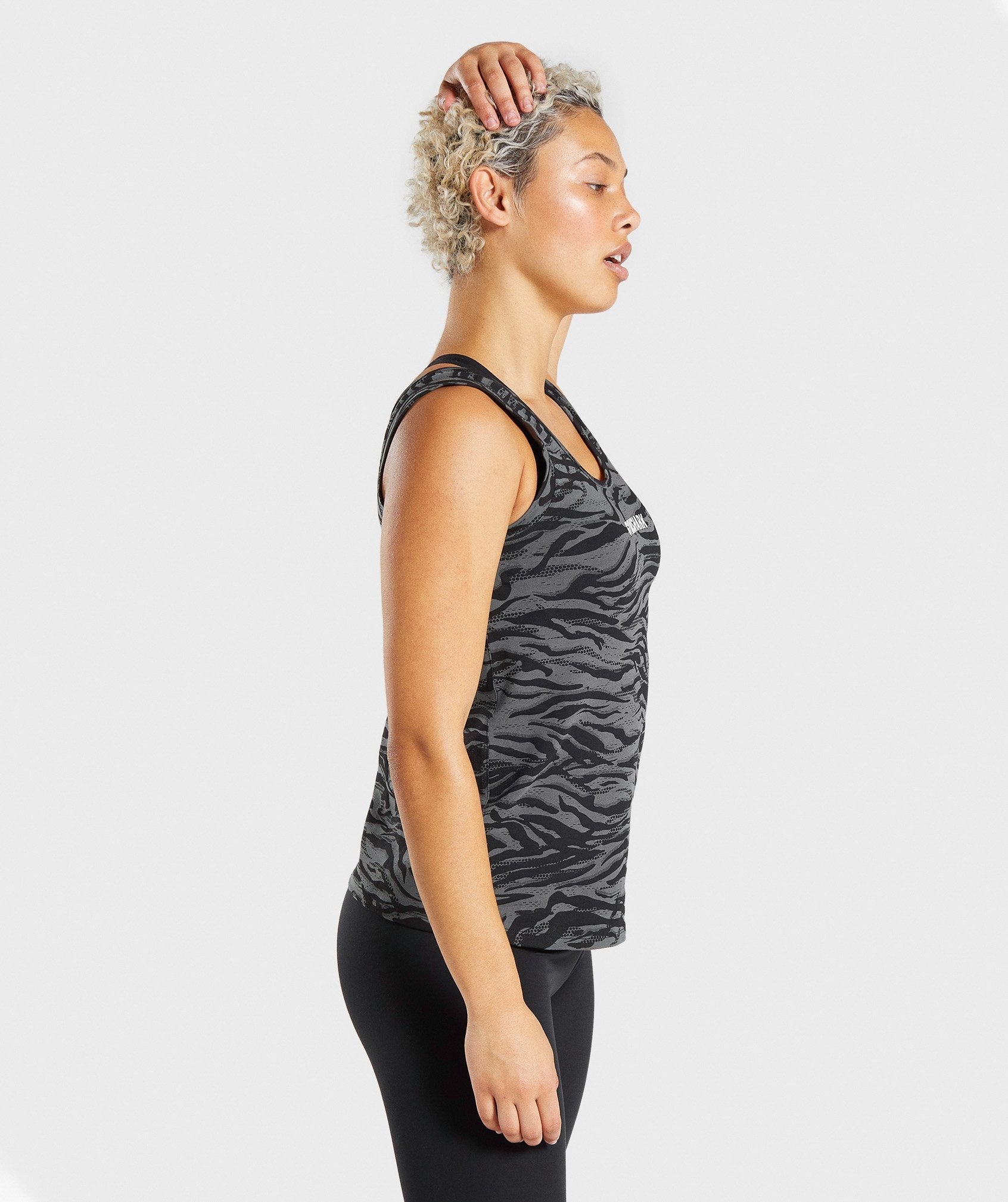 gymshark-animal-graphic-tank-black-print