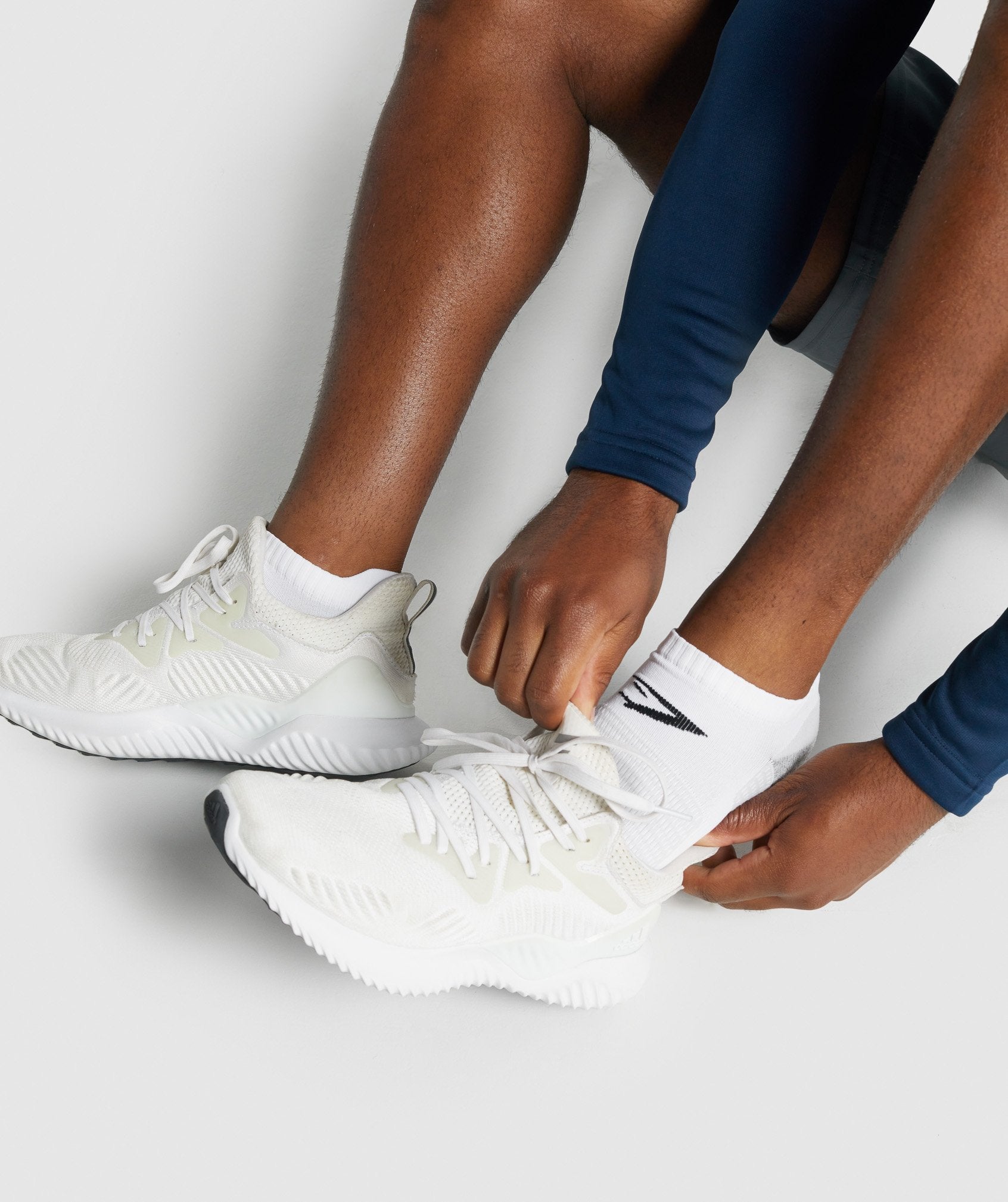 gymshark-ankle-performance-socks-white