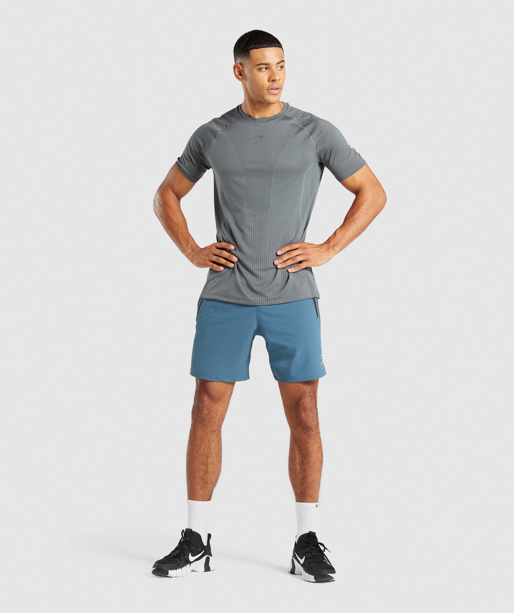 gymshark-apex-shorts-teal