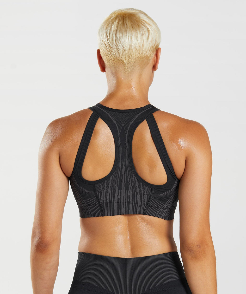 gymshark-apex-seamless-sports-bra-black-onyx-grey-aw22