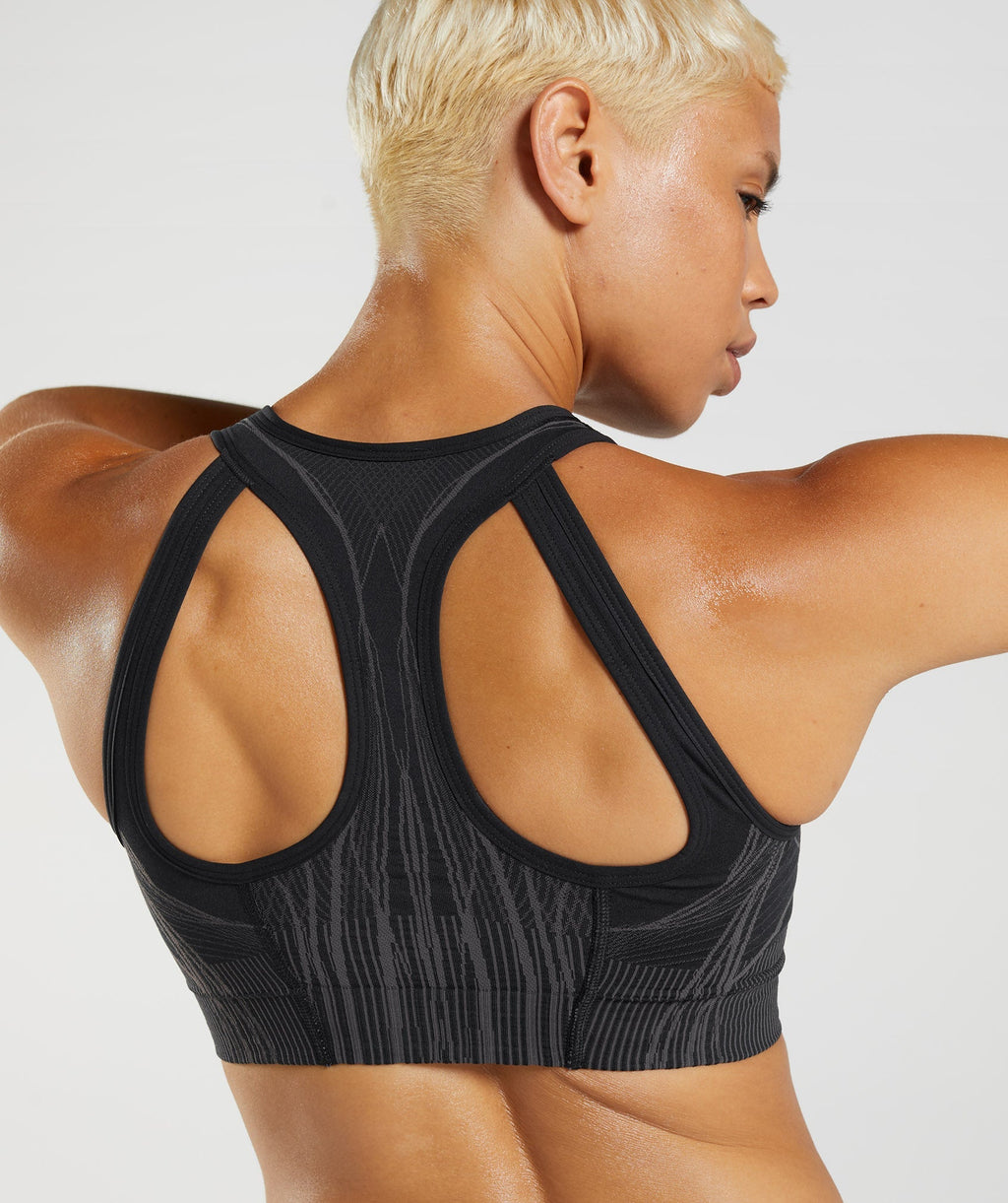 gymshark-apex-seamless-sports-bra-black-onyx-grey-aw22
