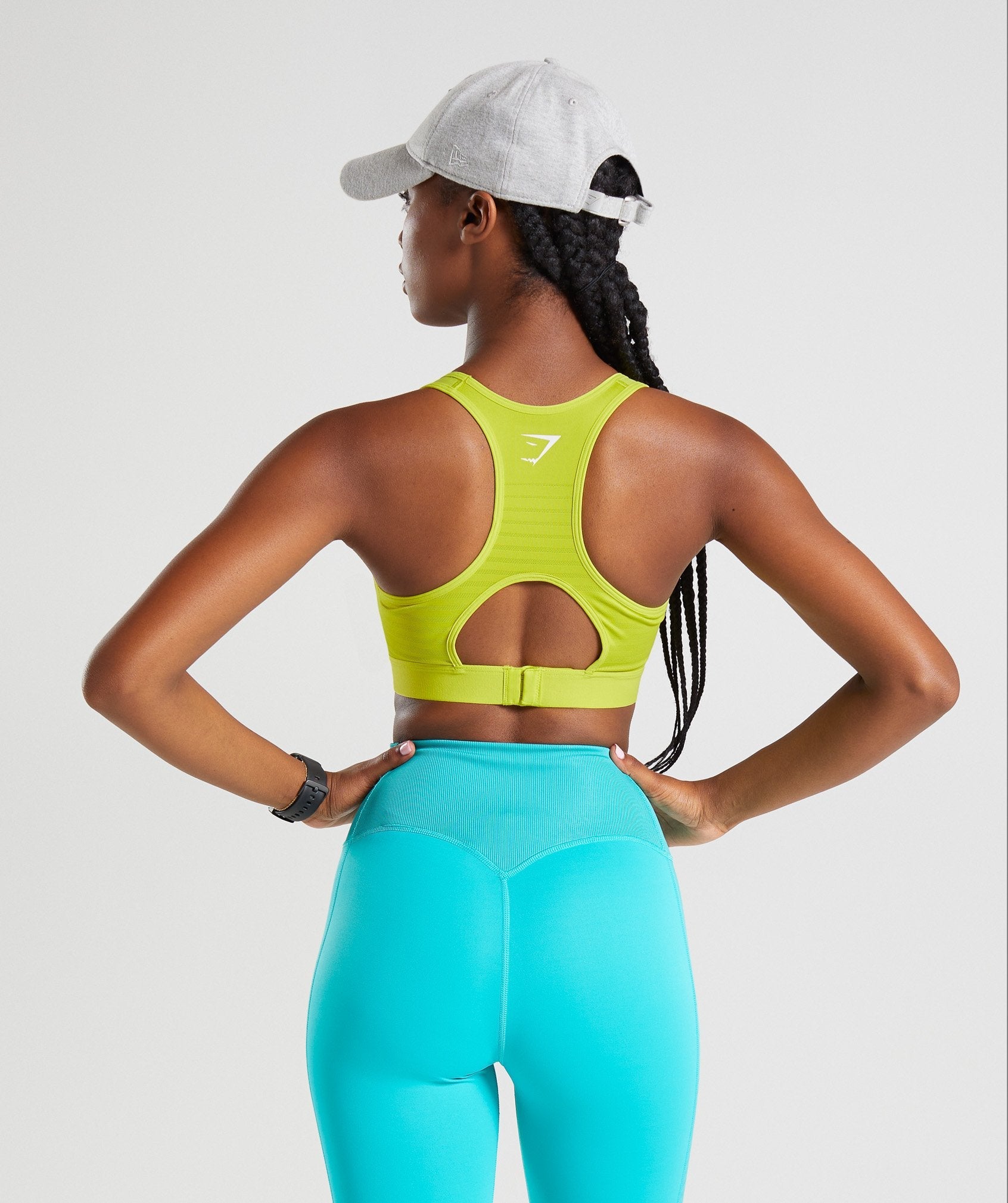 gymshark-apex-sports-bra-lime