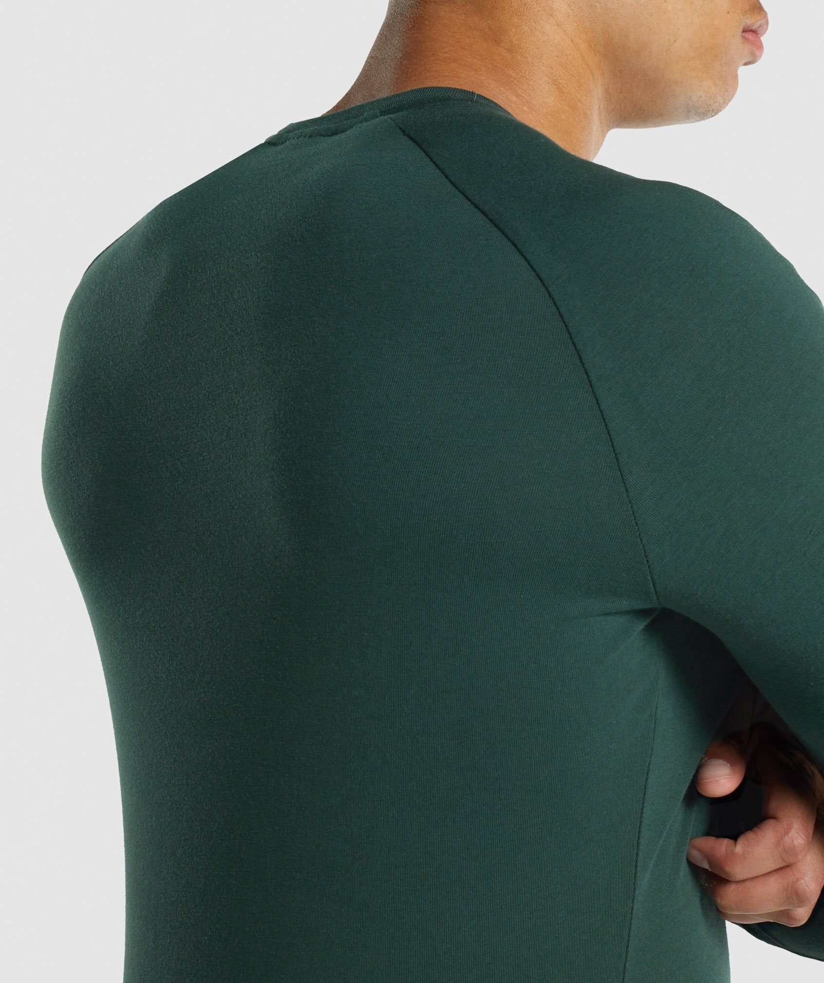 gymshark-apollo-long-sleeve-muscle-fit-t-shirt-dark-green-white-logo