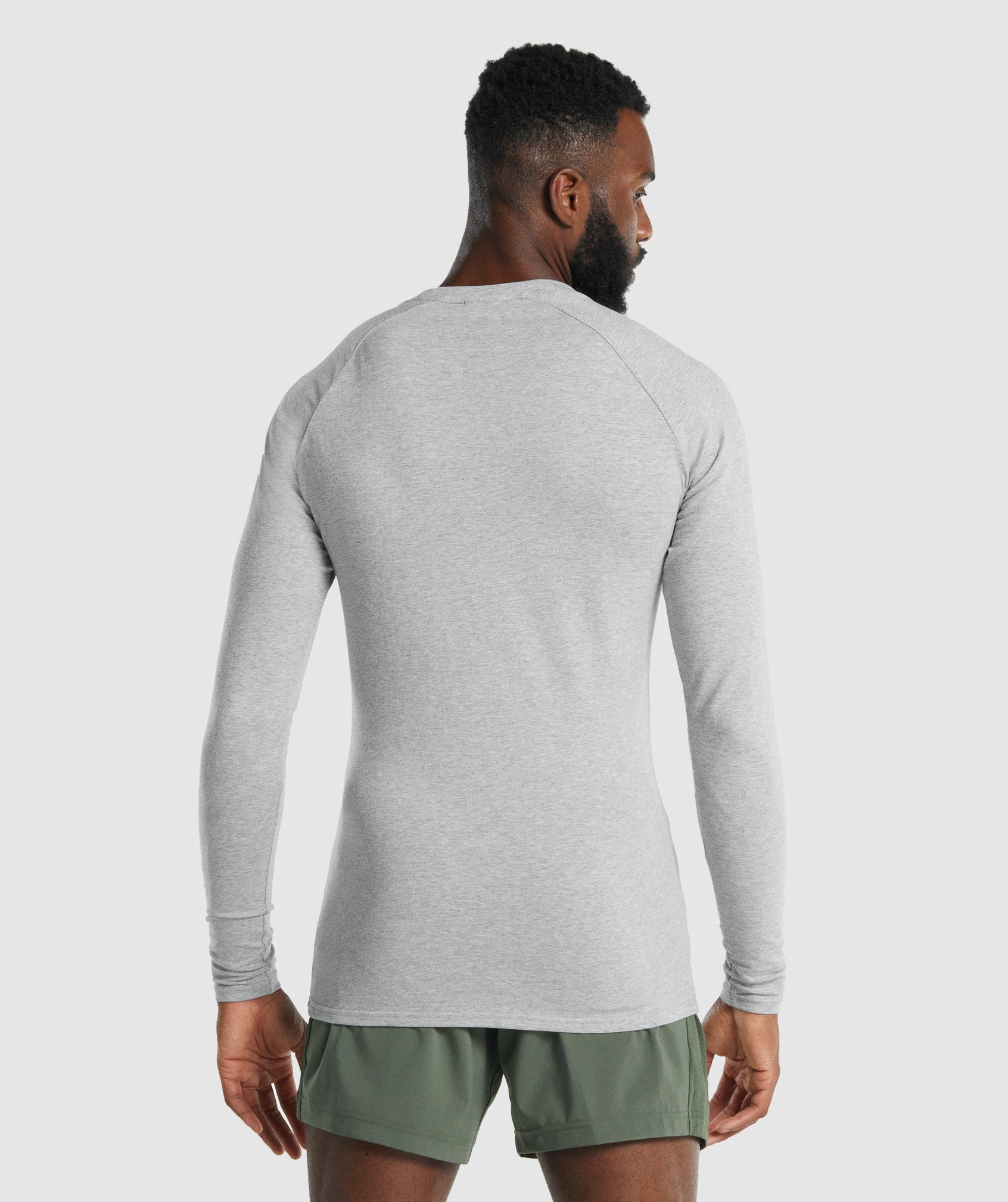 gymshark-apollo-long-sleeve-muscle-fit-t-shirt-light-grey-marl-aw22