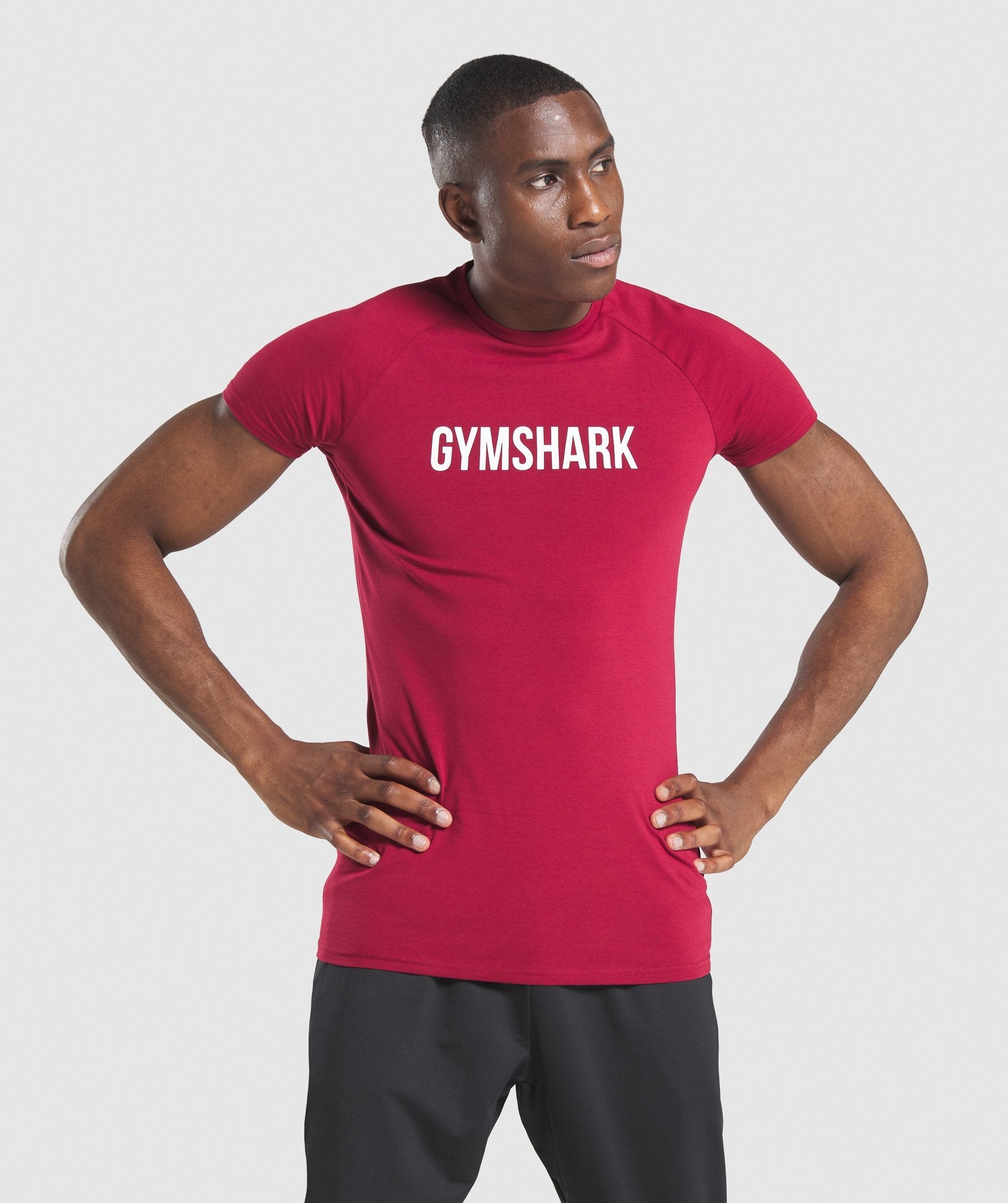 gymshark-apollo-muscle-fit-t-shirt-burgundy