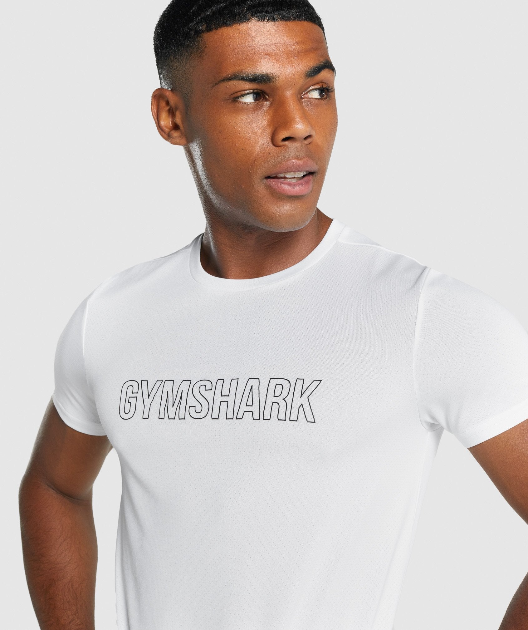 gymshark-arrival-graphic-t-shirt-white-aw21