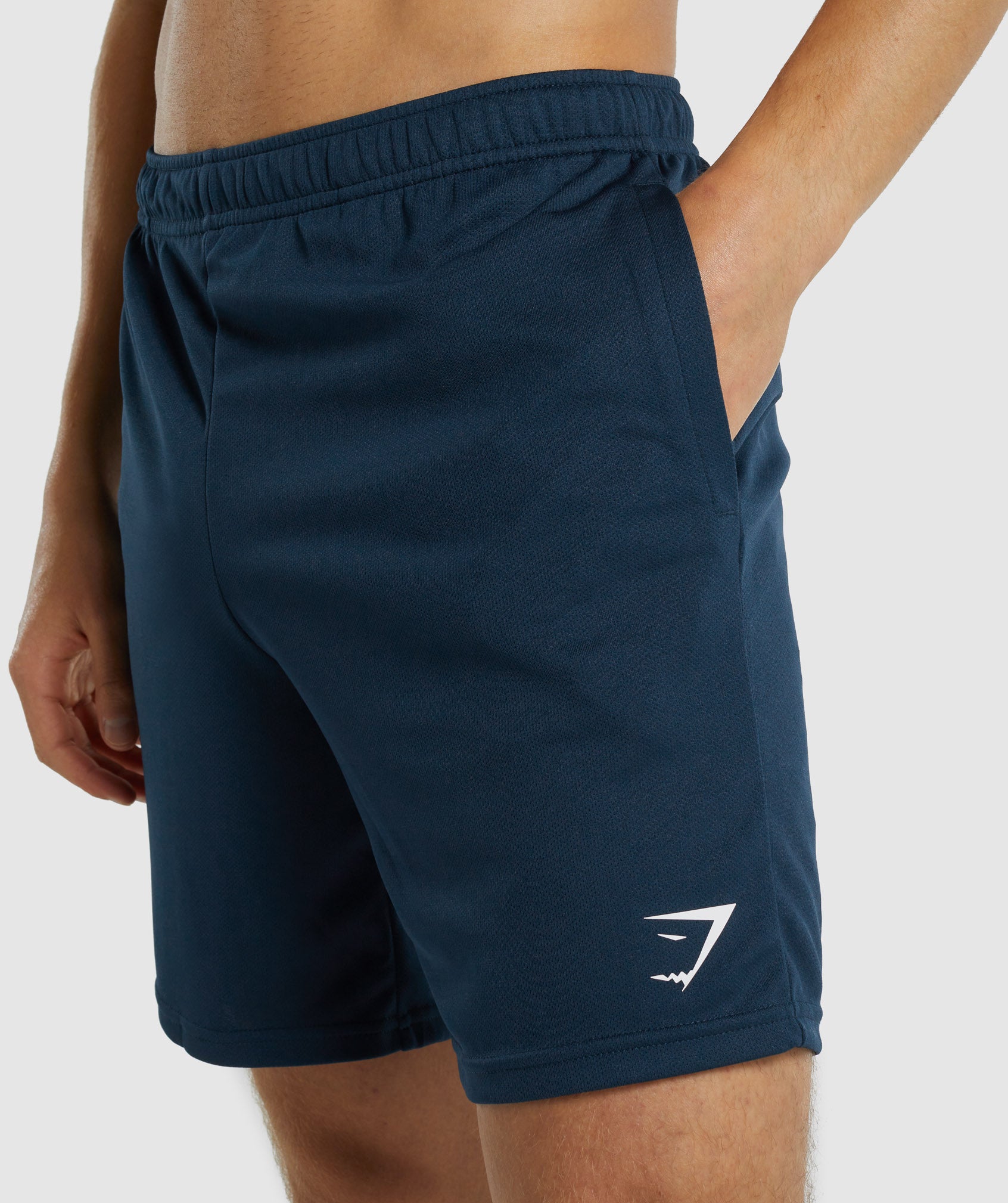 gymshark-arrival-knitted-shorts-navy-logo