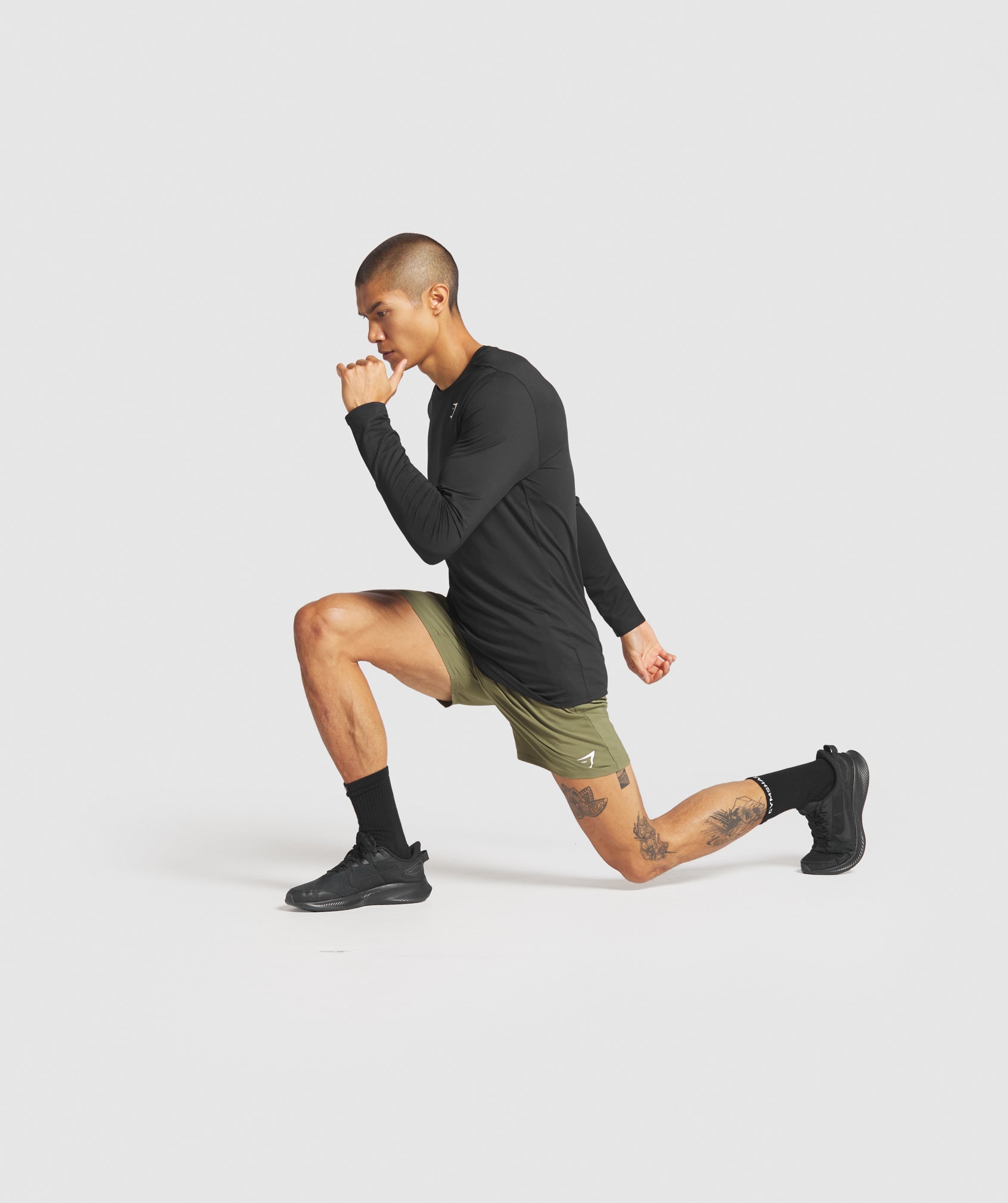 gymshark-arrival-long-sleeve-t-shirt-black