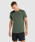 gymshark-arrival-regular-fit-t-shirt-green-logo-gs21