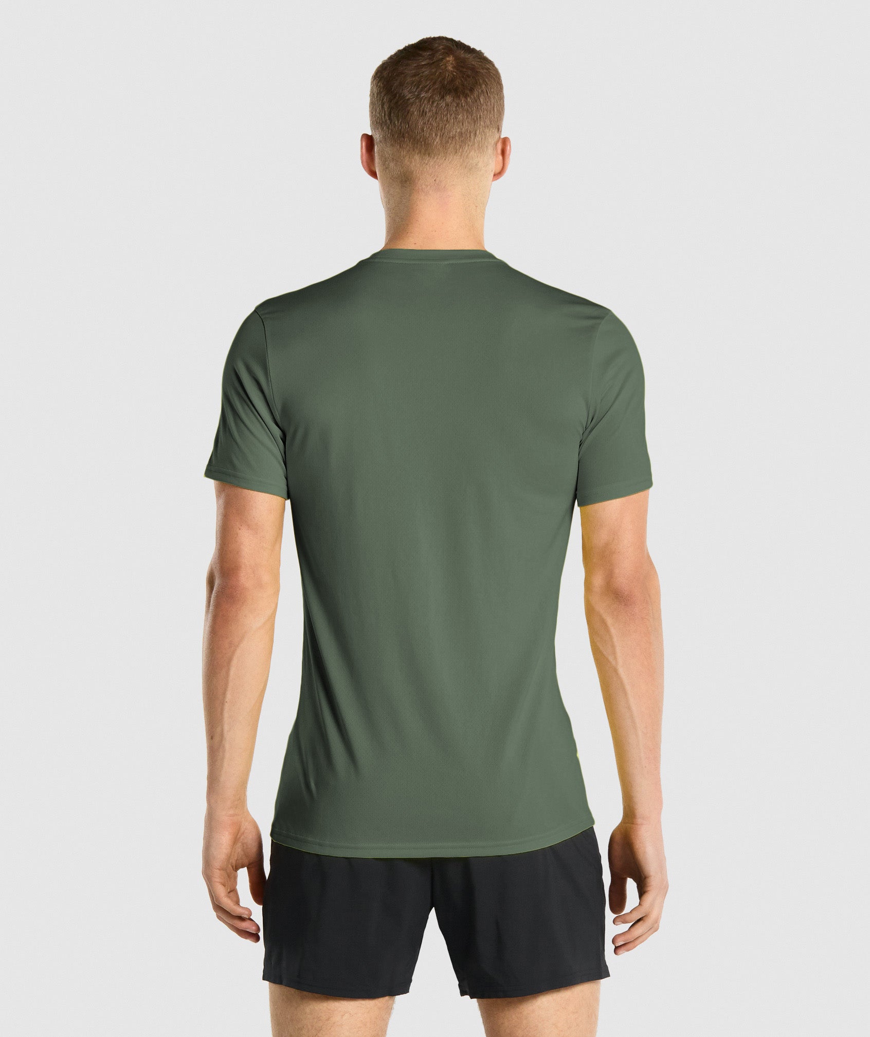 gymshark-arrival-t-shirt-green-gsaw21