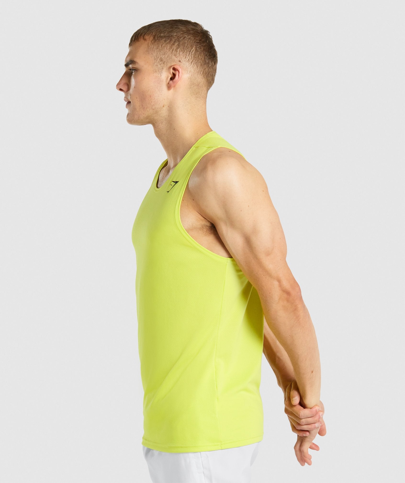 gymshark-arrival-tank-yellow-gsaw21