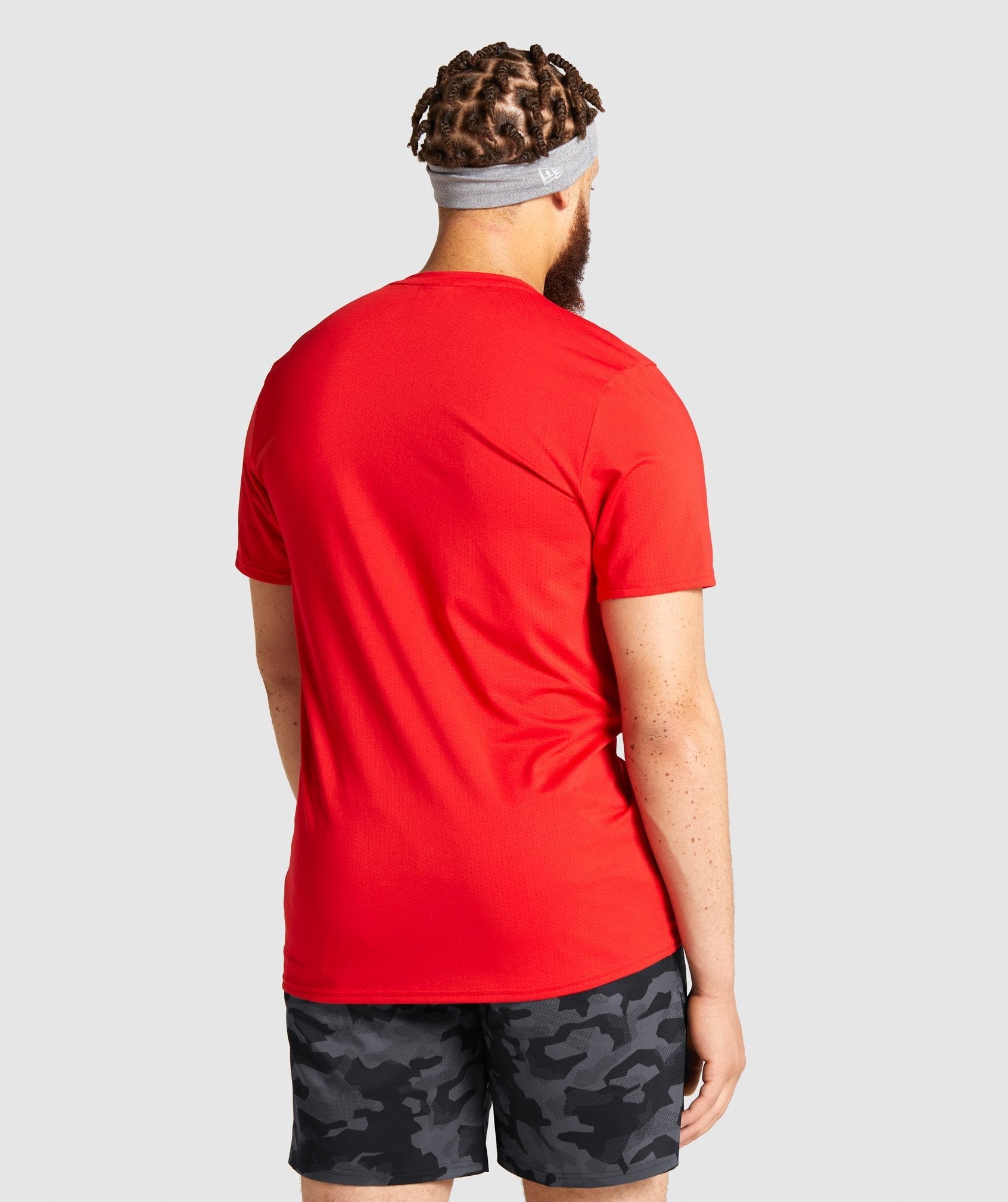 gymshark-arrival-t-shirt-sports-red