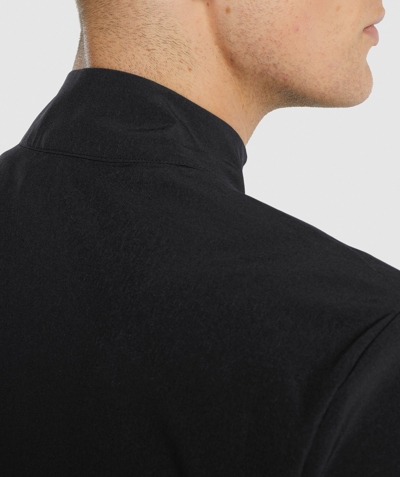 gymshark-arrival-woven-full-zip-jacket-black