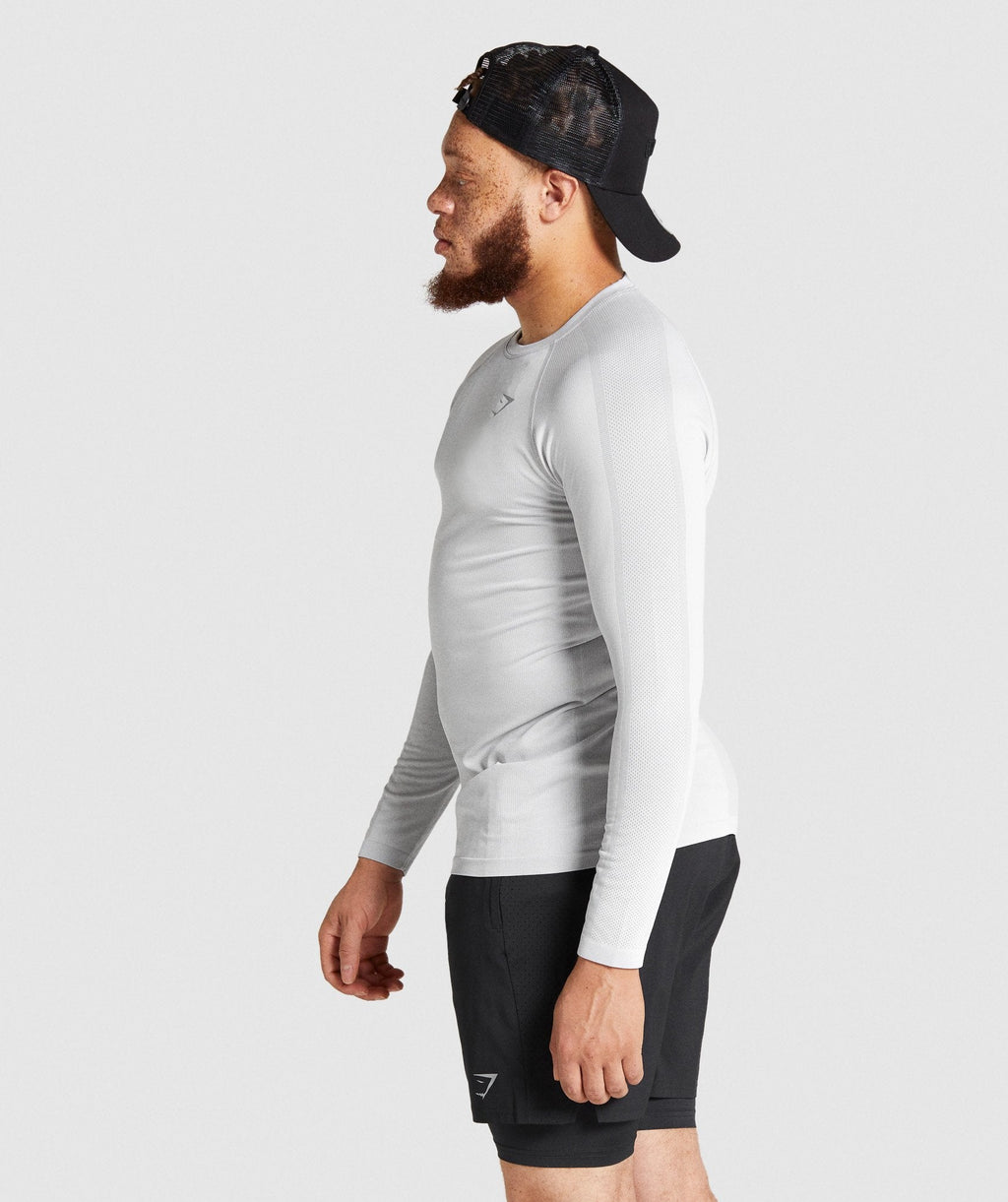 gymshark-aspect-lightweight-seamless-long-sleeve-t-shirt-light-grey