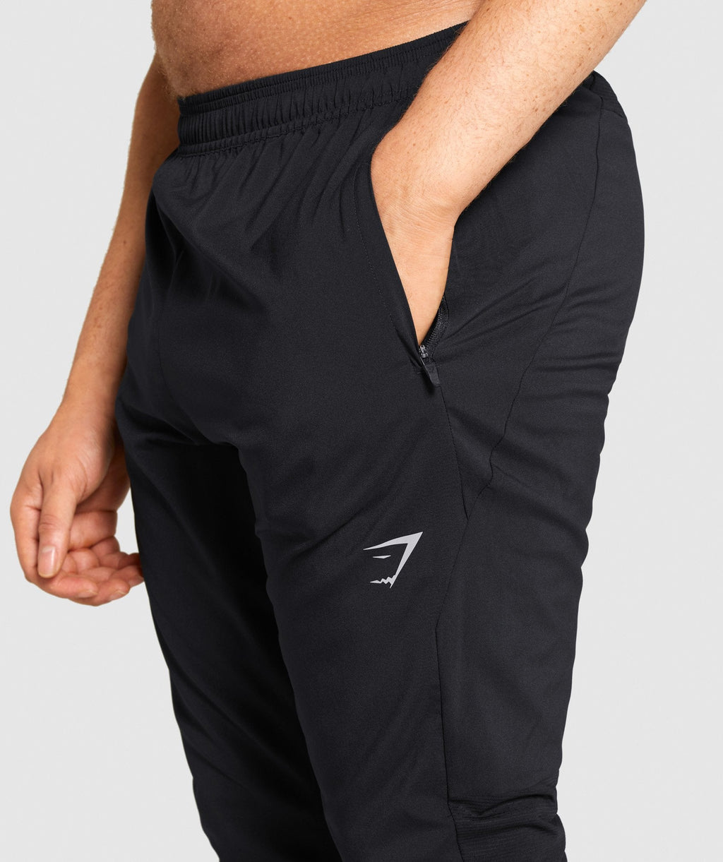 gymshark-aspect-joggers-black-logo-grey