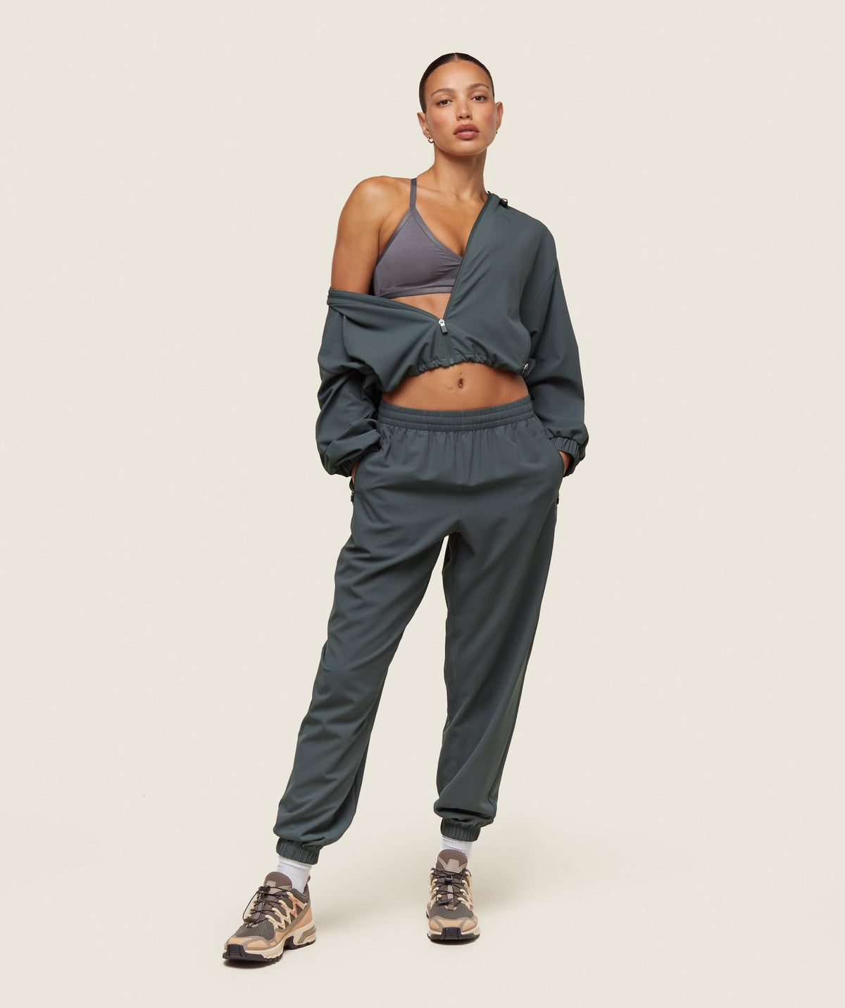 gymshark-everywear-cropped-lightweight-jacket-slate-teal-ss24