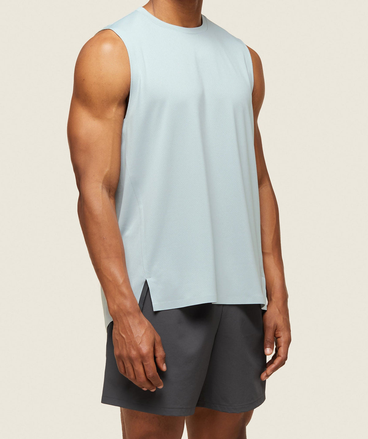 gymshark-everywear-tech-sleeveless-tee-ice-grey-ss24